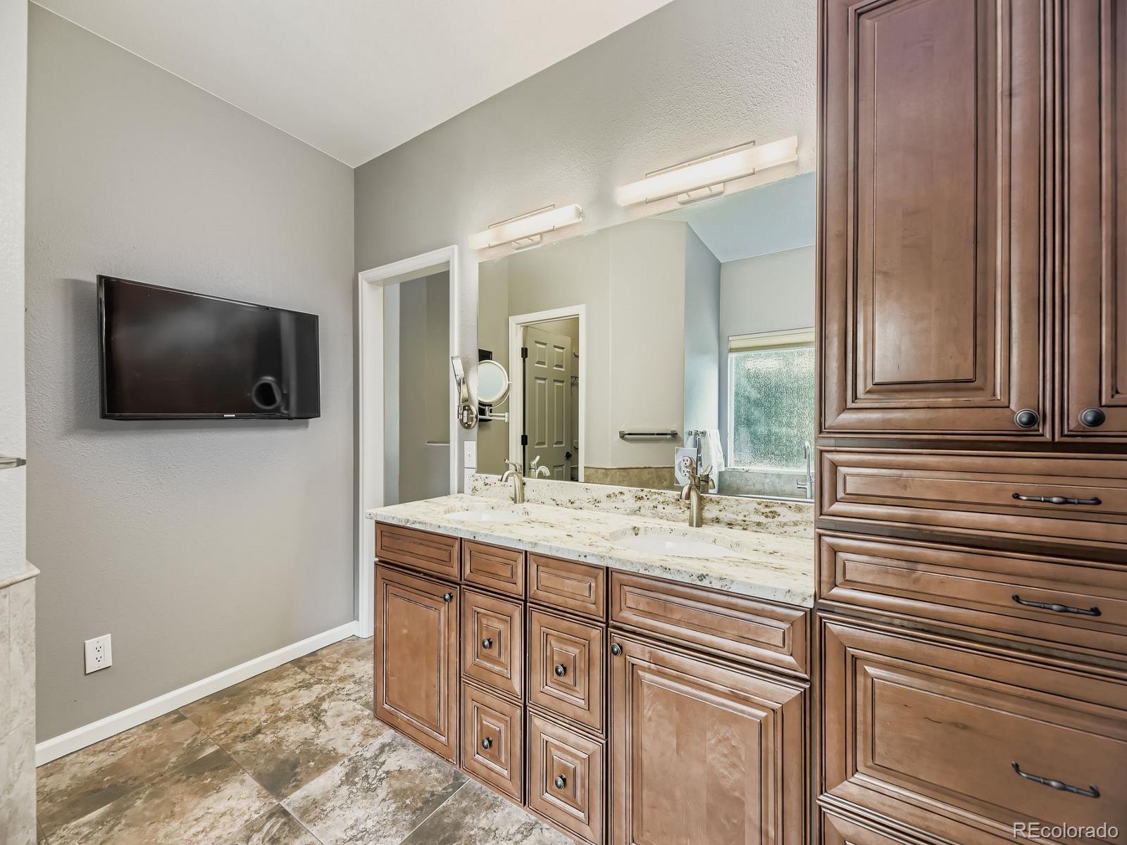 MLS Image #14 for 15906  double eagle drive,morrison, Colorado