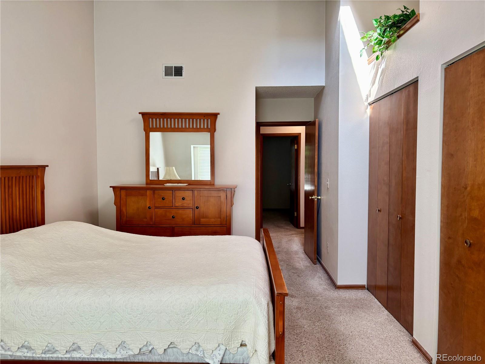 MLS Image #12 for 1818 s quebec way,denver, Colorado