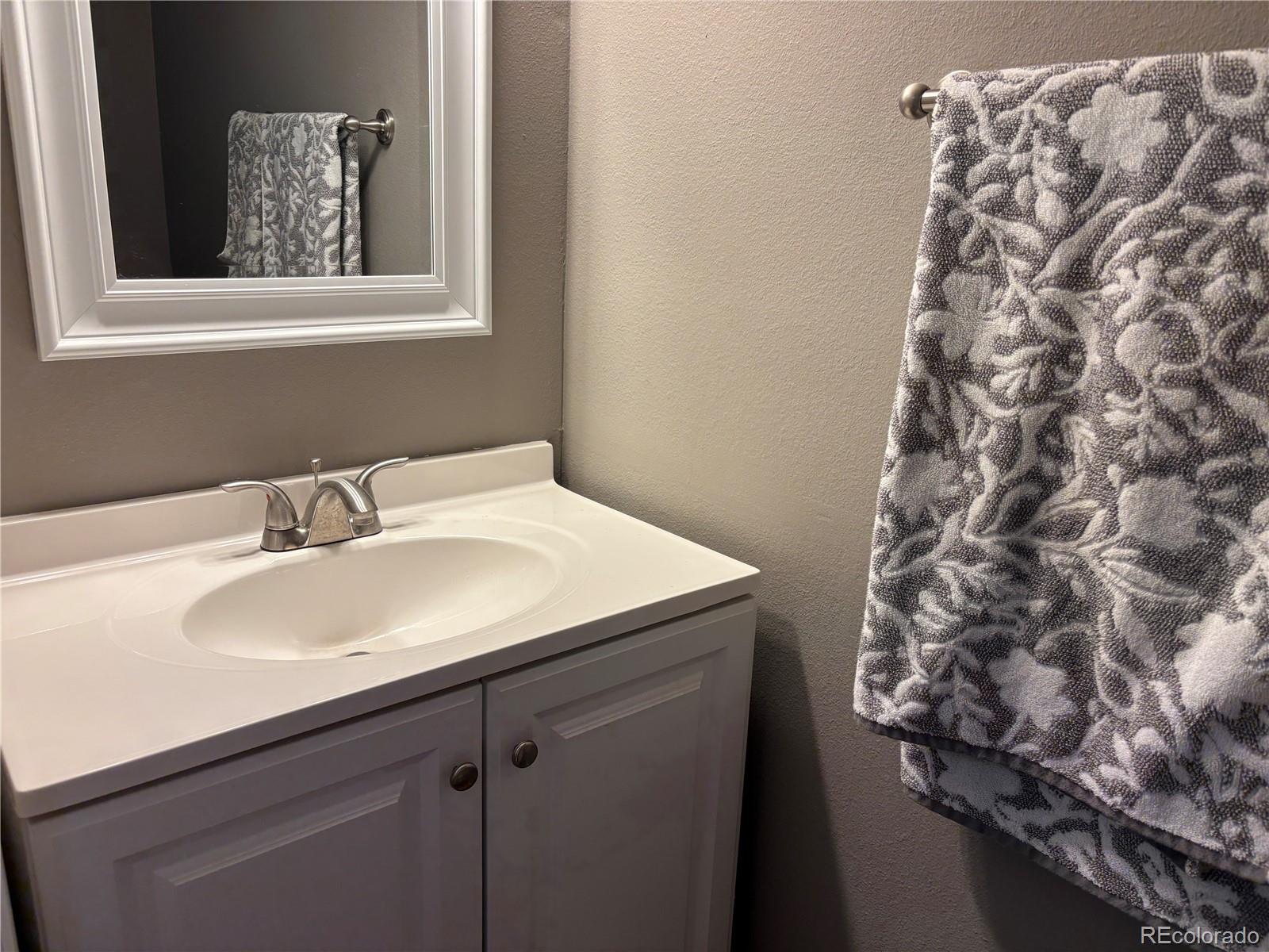MLS Image #3 for 1818 s quebec way,denver, Colorado