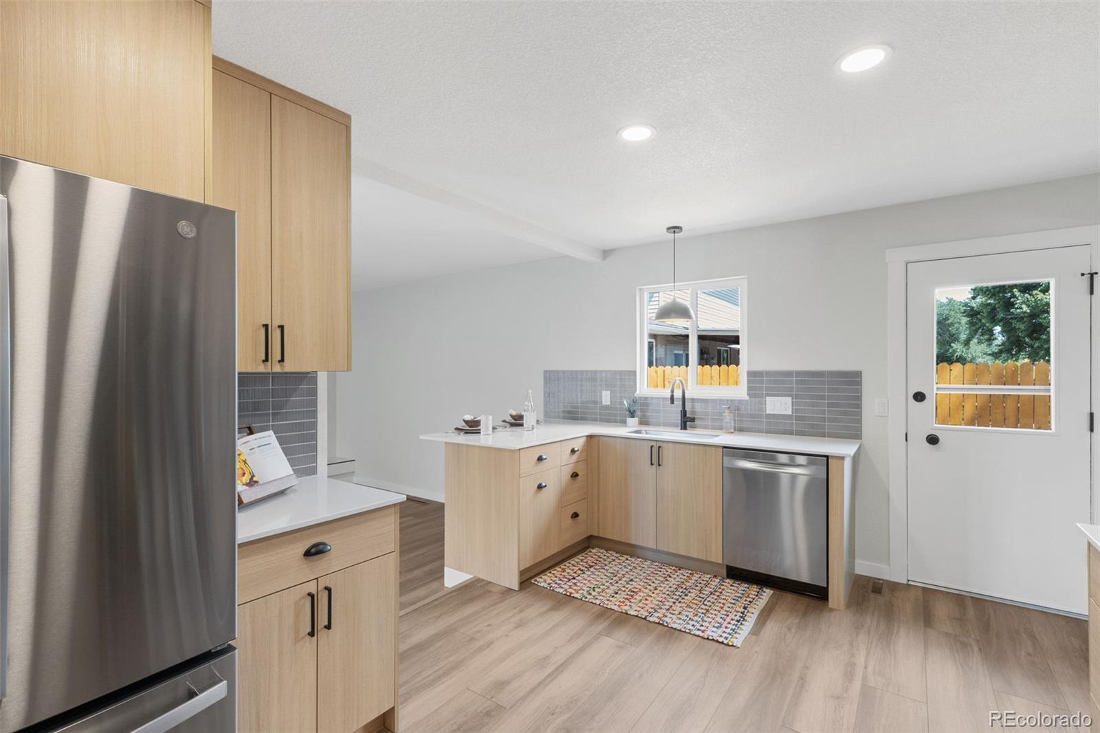MLS Image #10 for 2219  stratford lane,colorado springs, Colorado
