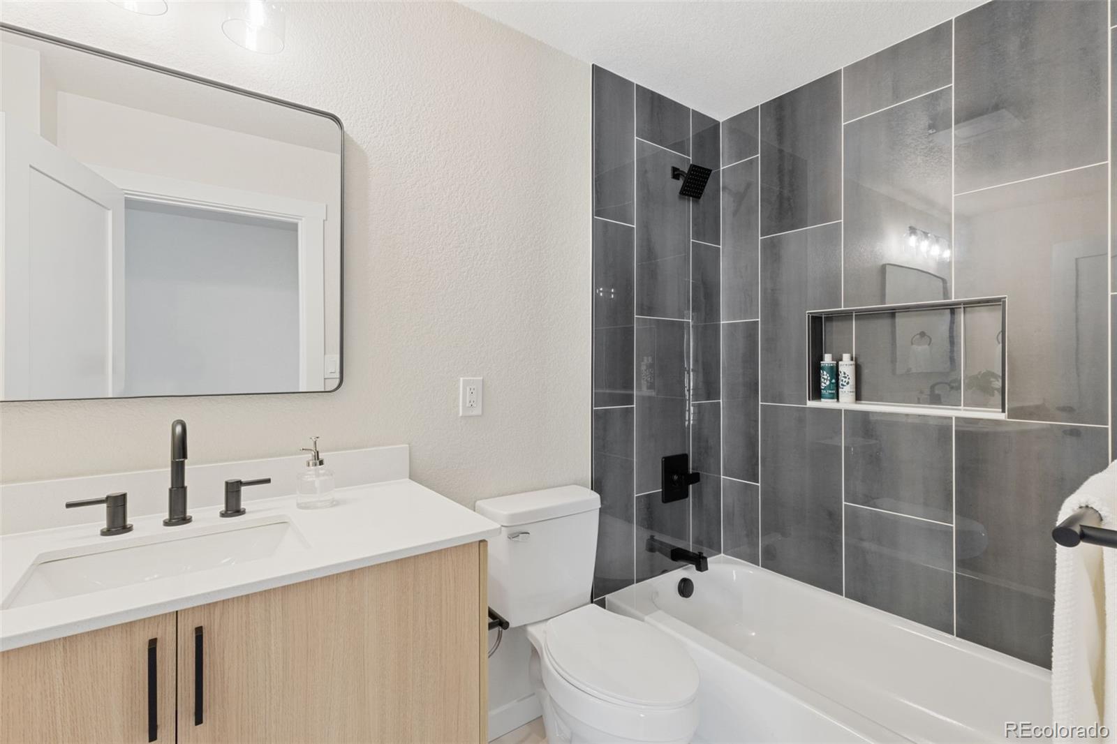 MLS Image #19 for 2219  stratford lane,colorado springs, Colorado