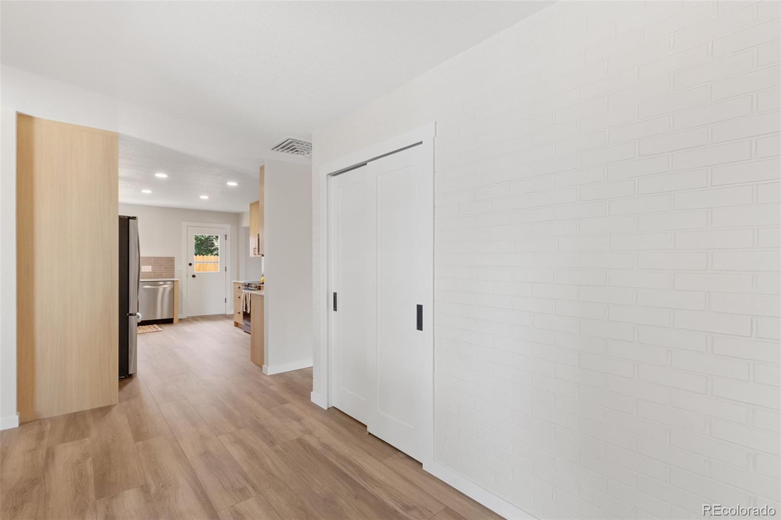 MLS Image #9 for 2219  stratford lane,colorado springs, Colorado
