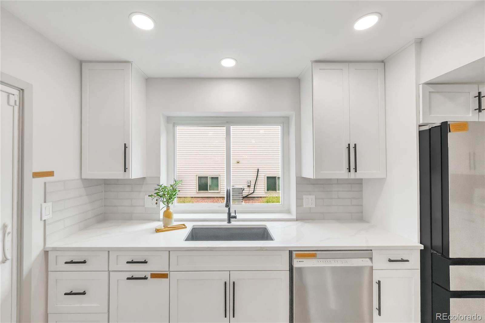 MLS Image #14 for 7226 s highland drive,littleton, Colorado