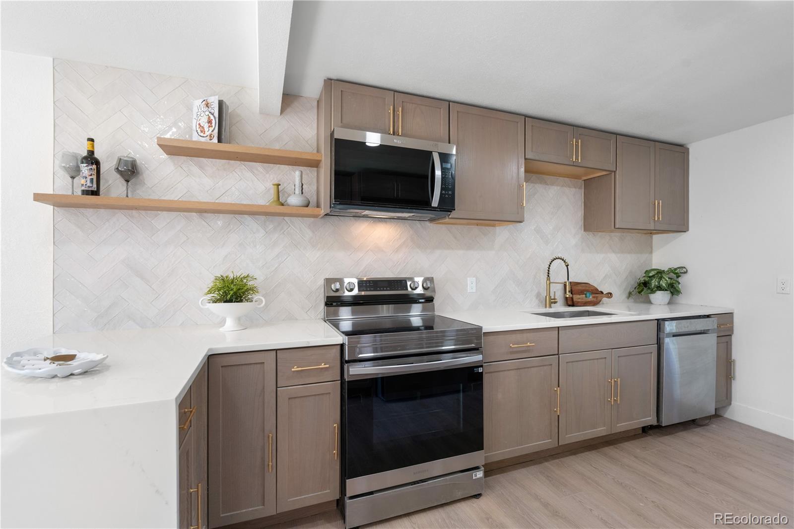 MLS Image #8 for 7856  joan drive,denver, Colorado