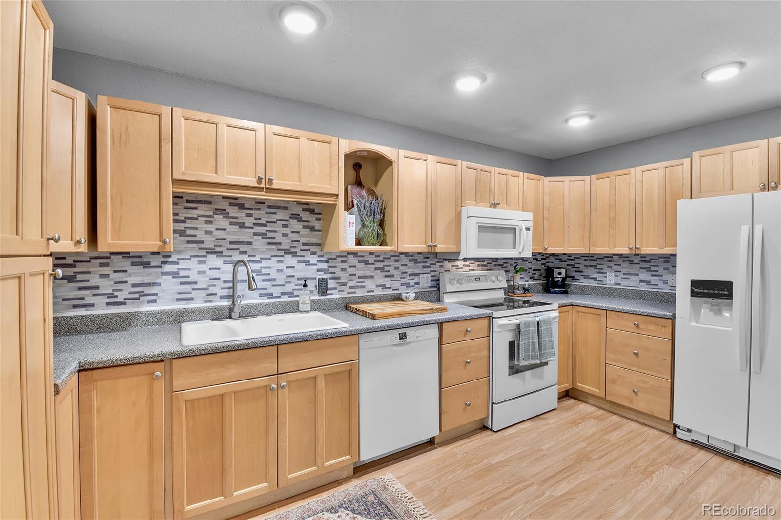 MLS Image #29 for 8866 w dartmouth place,lakewood, Colorado