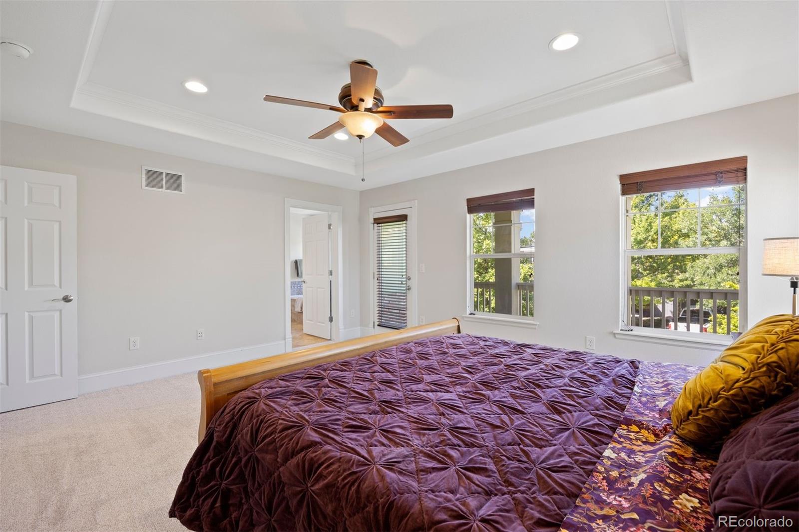 MLS Image #11 for 1000  ulster street,denver, Colorado