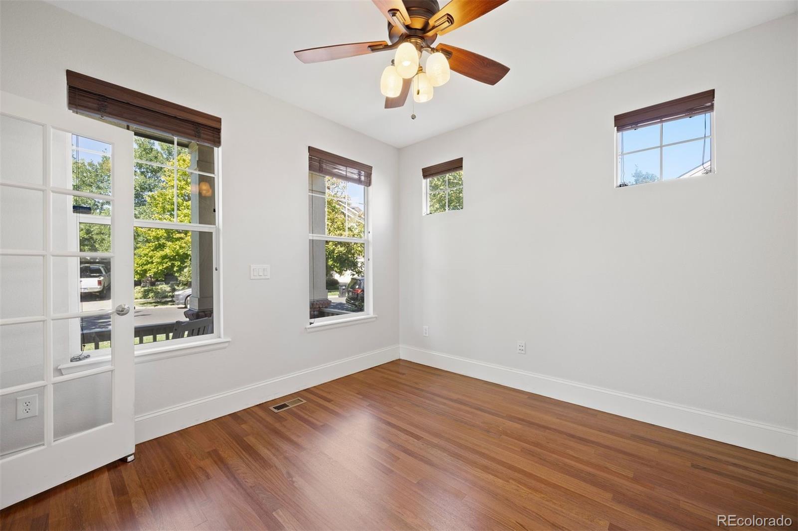 MLS Image #3 for 1000  ulster street,denver, Colorado