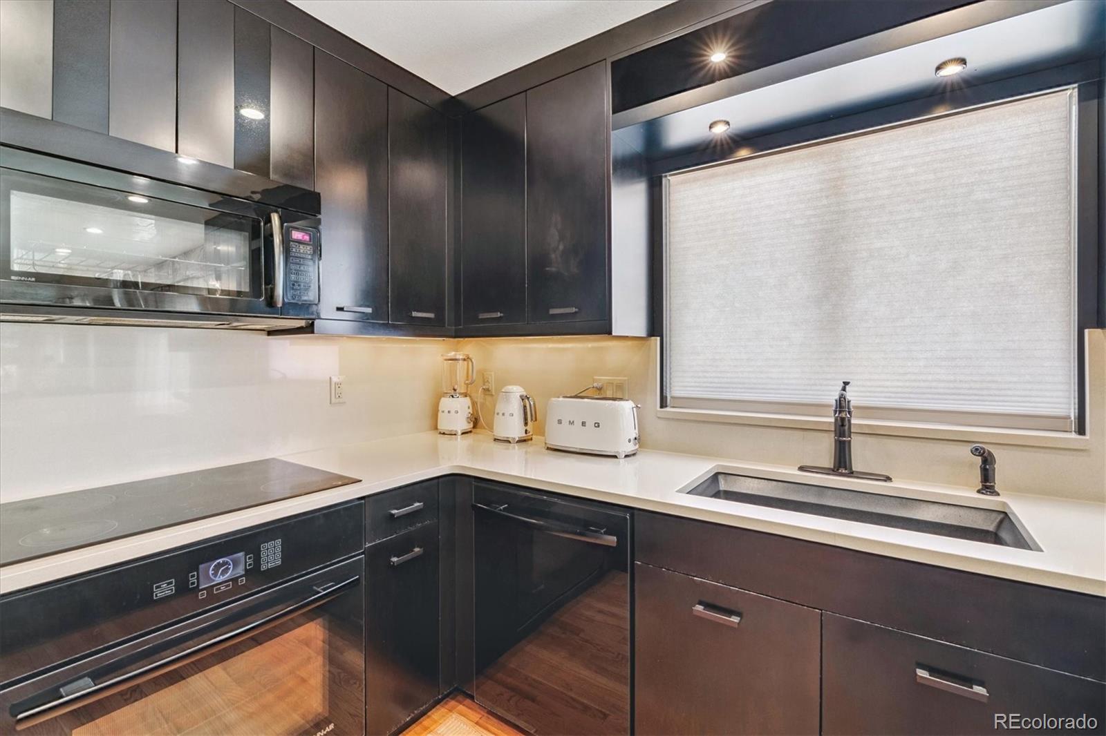MLS Image #14 for 9248 e louisiana place,denver, Colorado