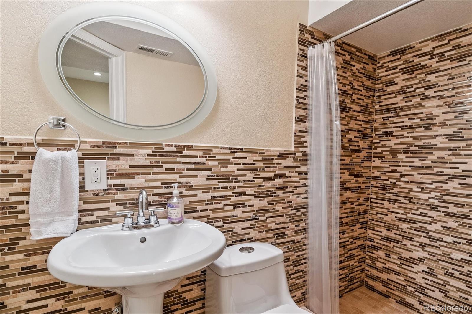 MLS Image #28 for 9248 e louisiana place,denver, Colorado