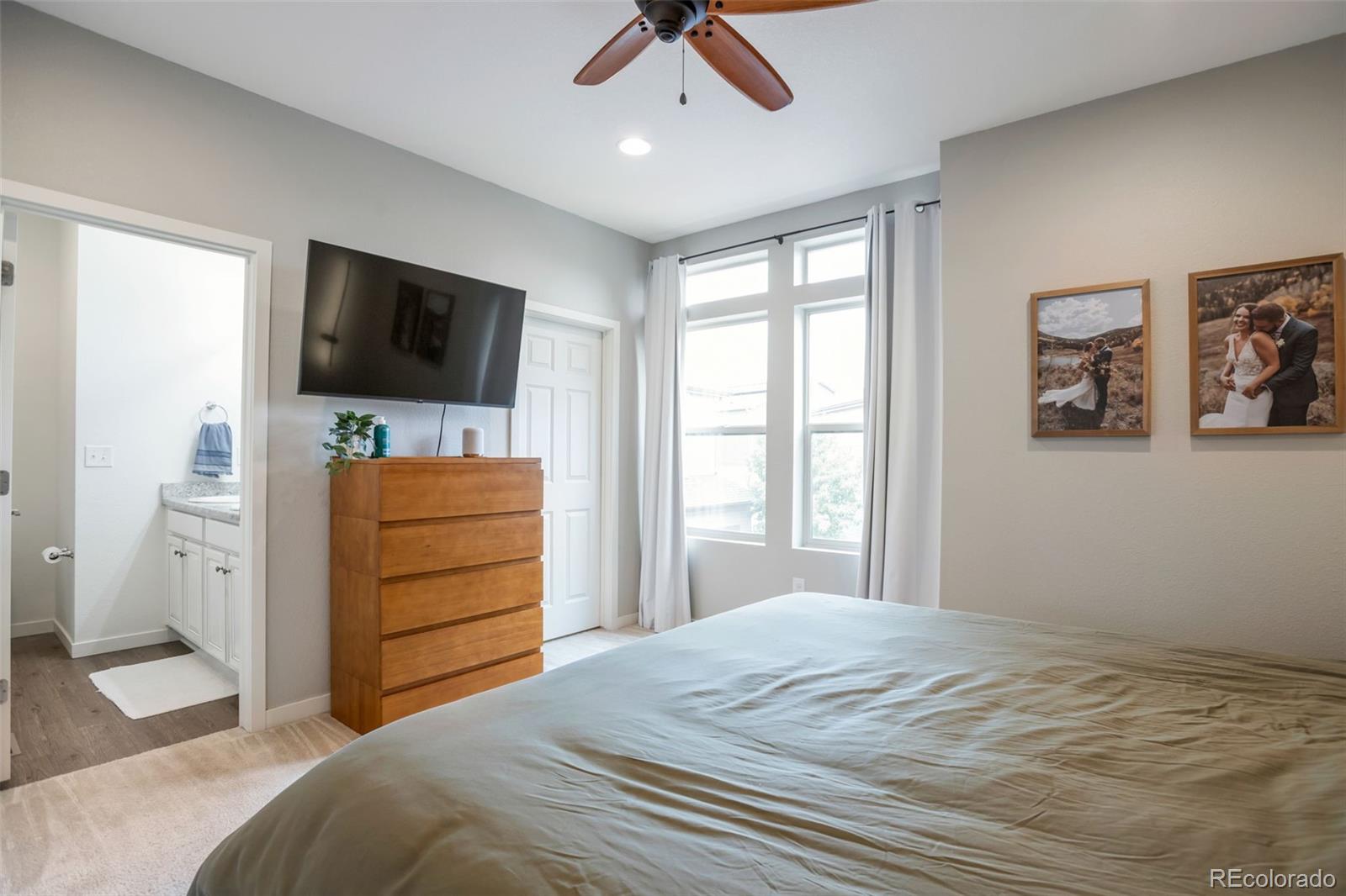 MLS Image #21 for 19165 e 55th avenue,denver, Colorado