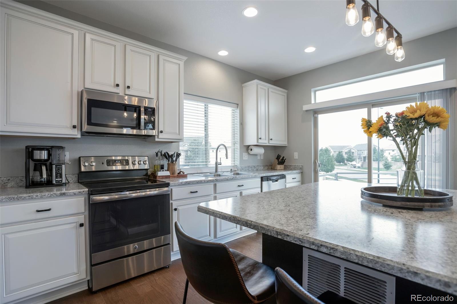 MLS Image #25 for 19165 e 55th avenue,denver, Colorado