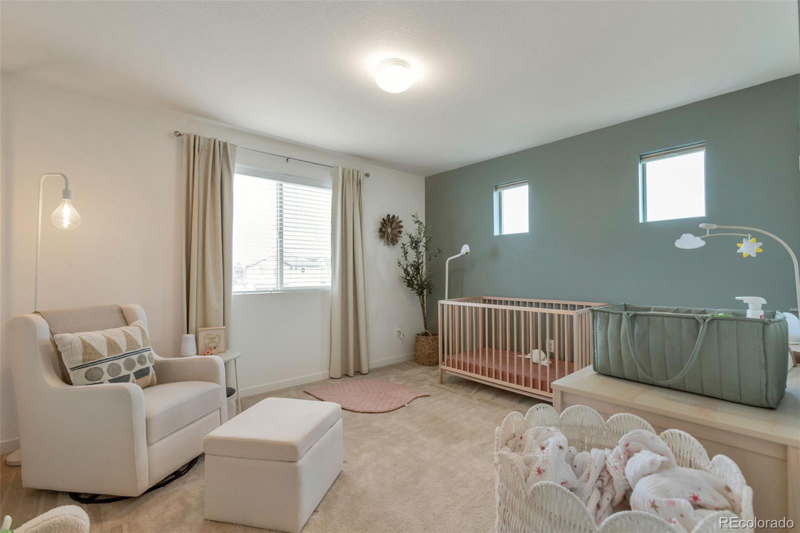 MLS Image #7 for 19165 e 55th avenue,denver, Colorado