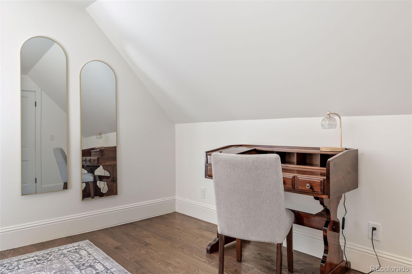 MLS Image #28 for 571 s sherman street,denver, Colorado