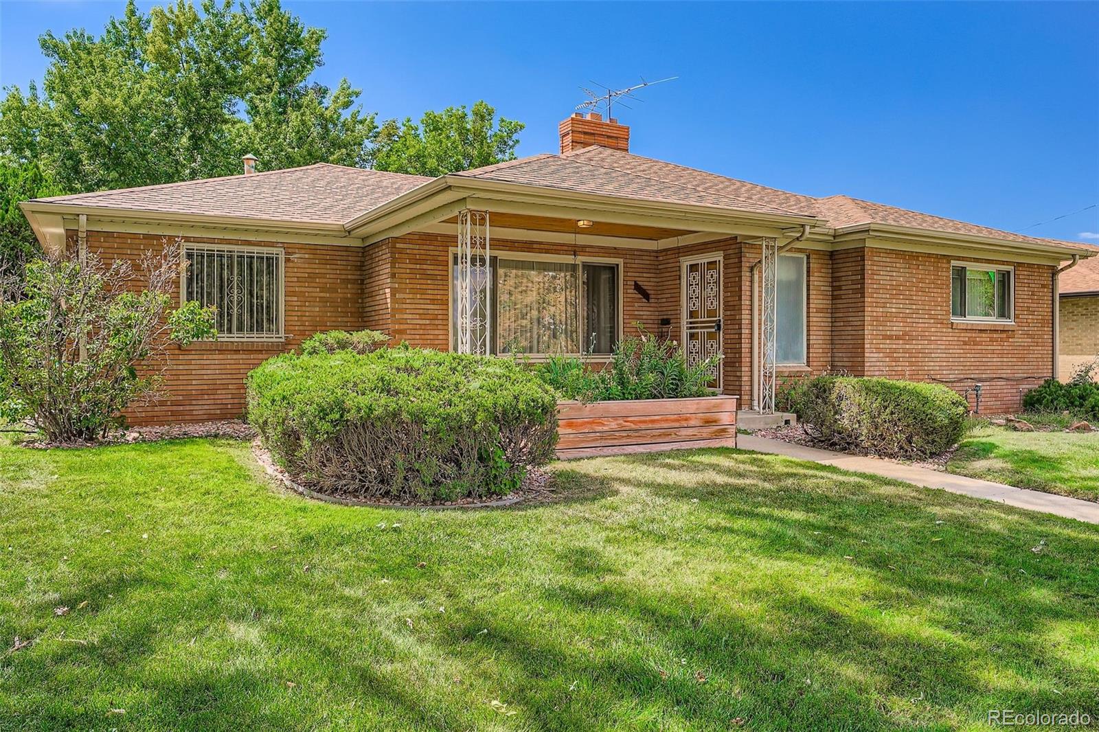 MLS Image #1 for 3045 n monaco parkway,denver, Colorado