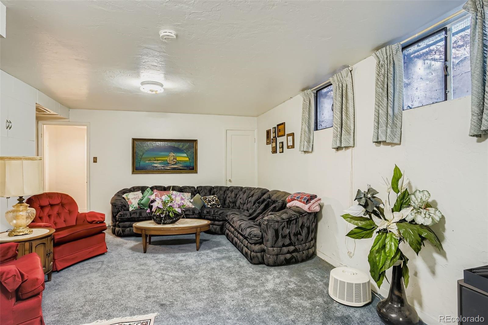 MLS Image #13 for 3045 n monaco parkway,denver, Colorado