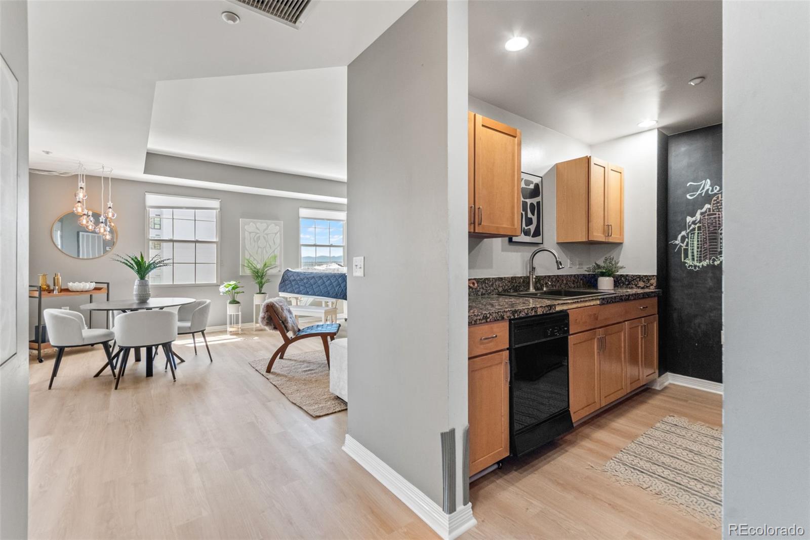 MLS Image #14 for 300 w 11th avenue,denver, Colorado