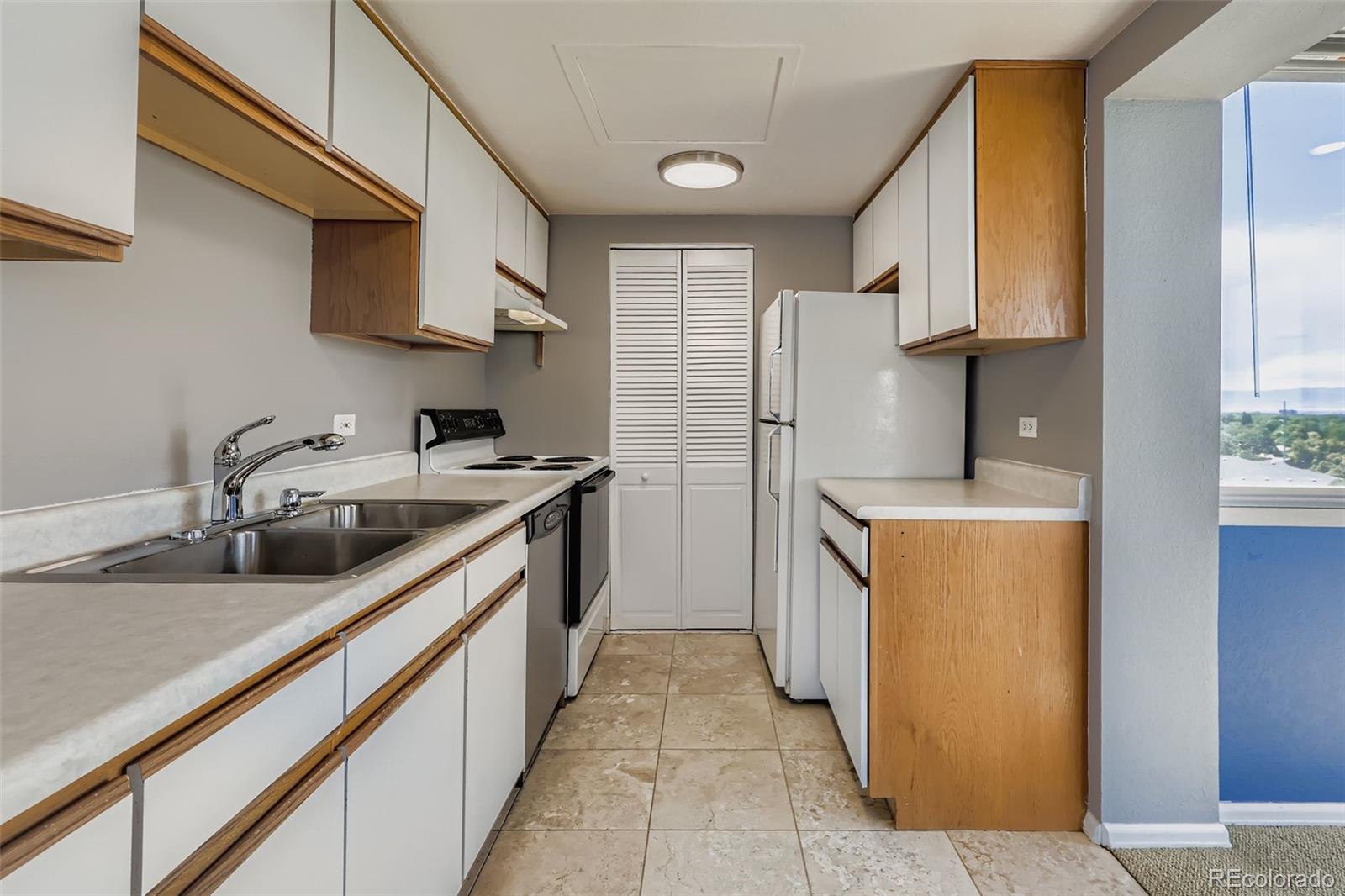MLS Image #12 for 1888 s jackson street 1002,denver, Colorado