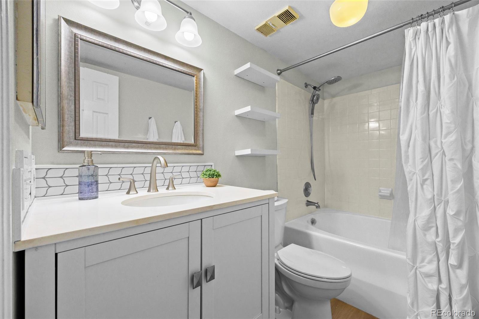 MLS Image #18 for 6756 s ivy street b3,centennial, Colorado