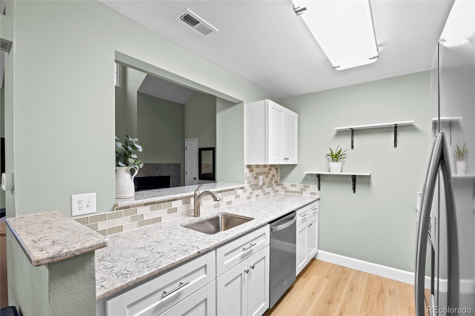 MLS Image #6 for 6756 s ivy street b3,centennial, Colorado