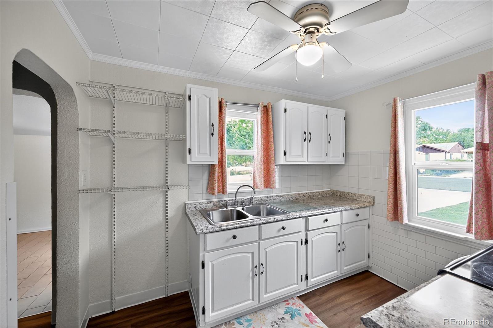 MLS Image #12 for 1124 s perry street,denver, Colorado