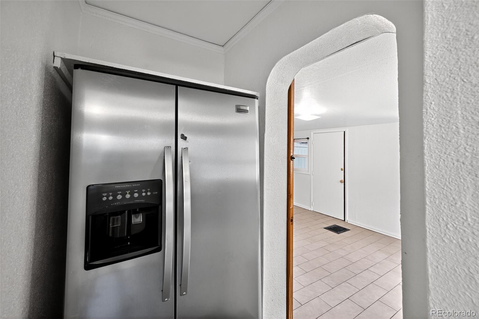 MLS Image #14 for 1124 s perry street,denver, Colorado