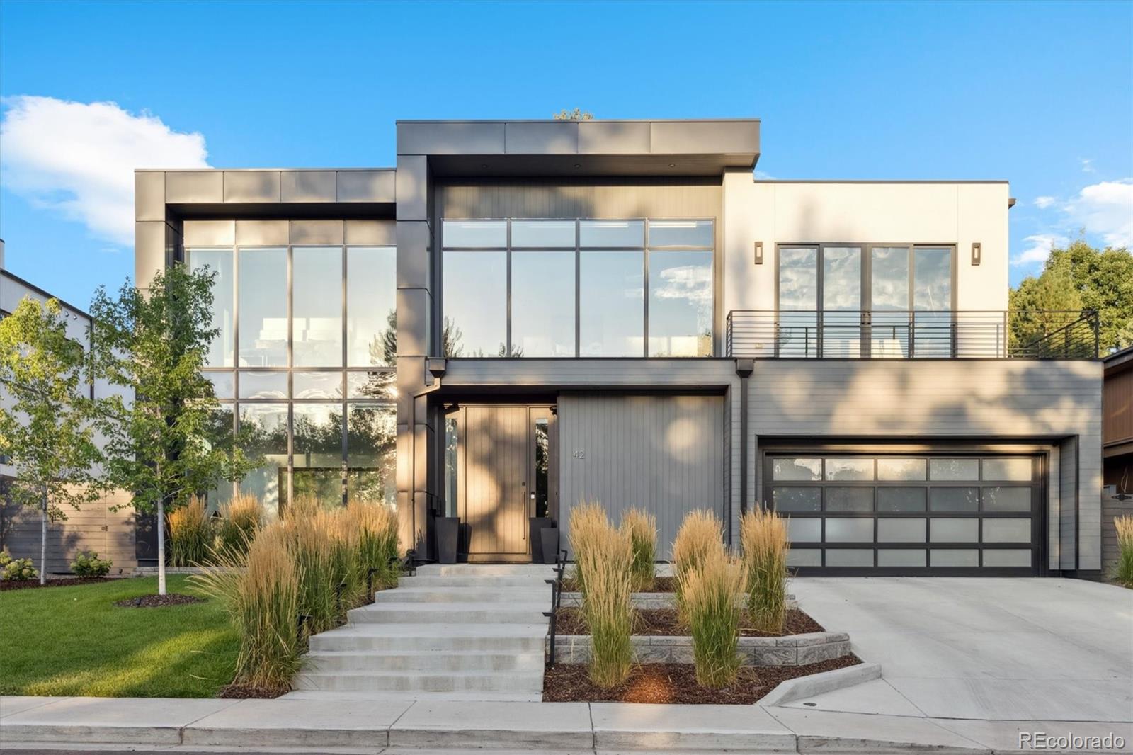 MLS Image #1 for 42 s ash street,denver, Colorado