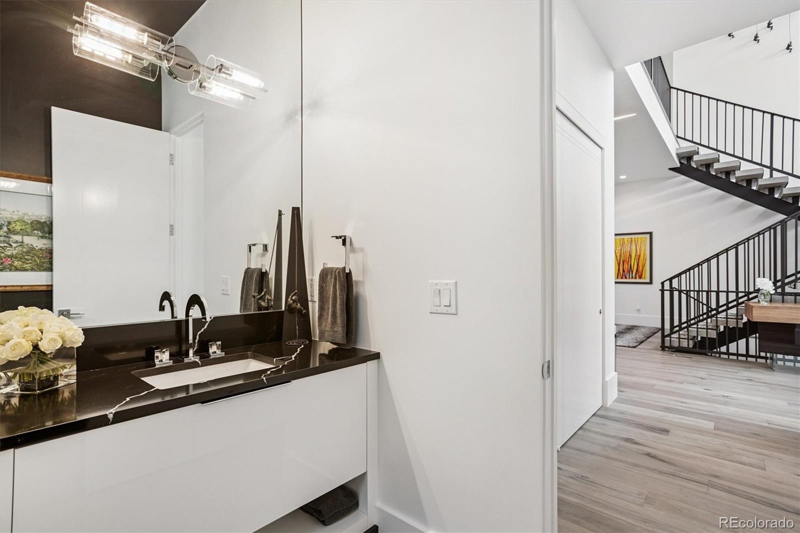 MLS Image #19 for 42 s ash street,denver, Colorado