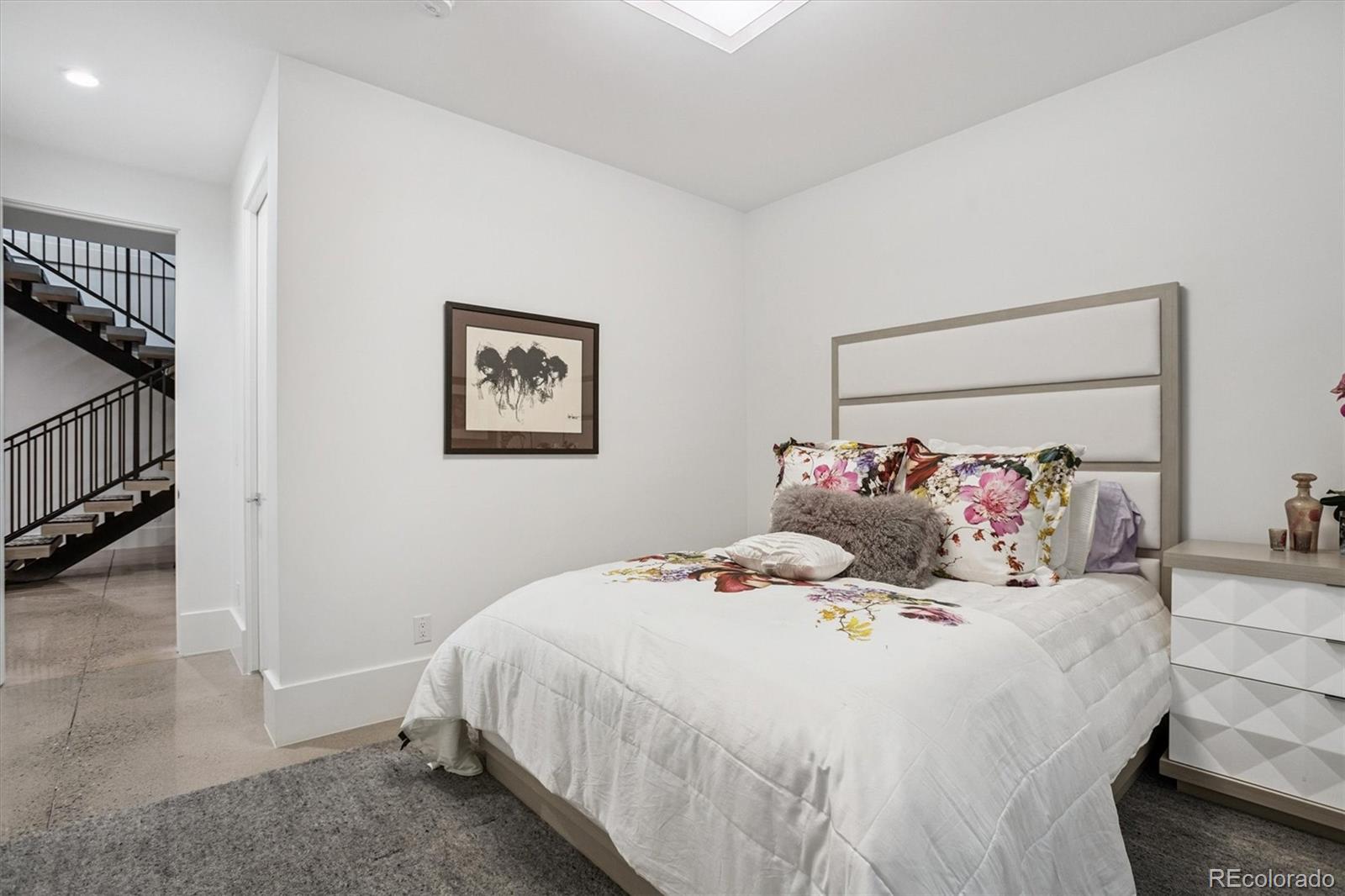 MLS Image #38 for 42 s ash street,denver, Colorado
