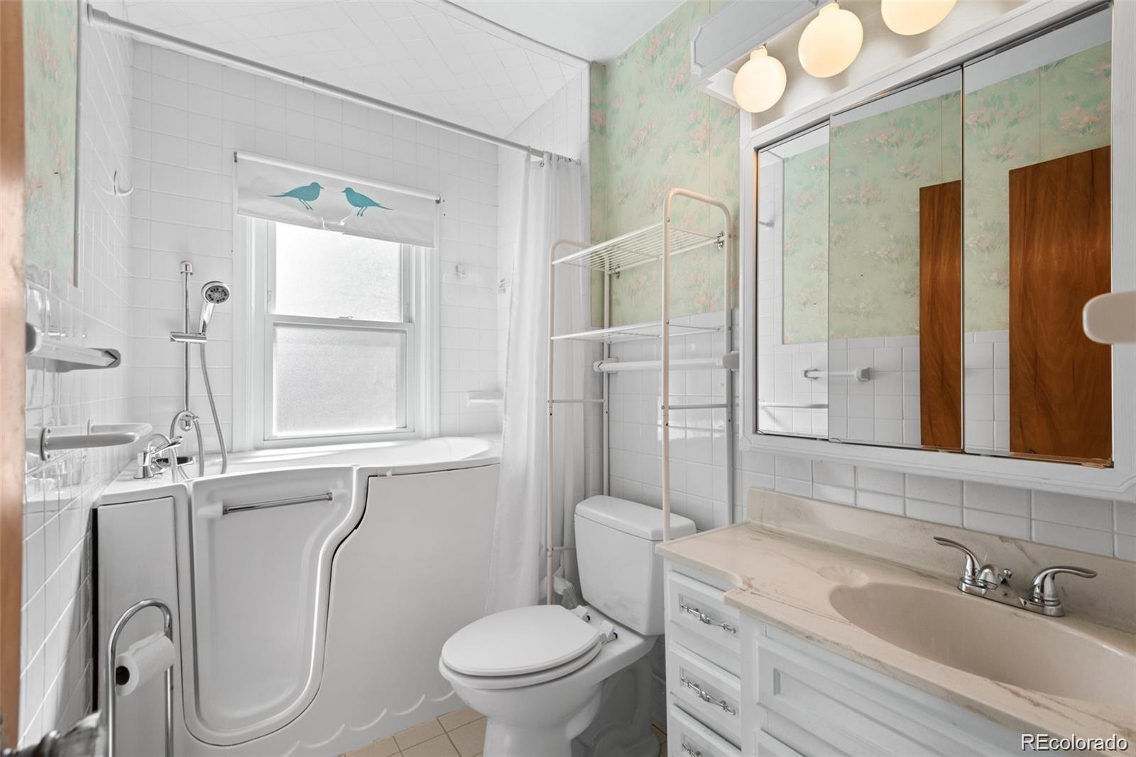 MLS Image #23 for 1309 e amherst avenue,denver, Colorado