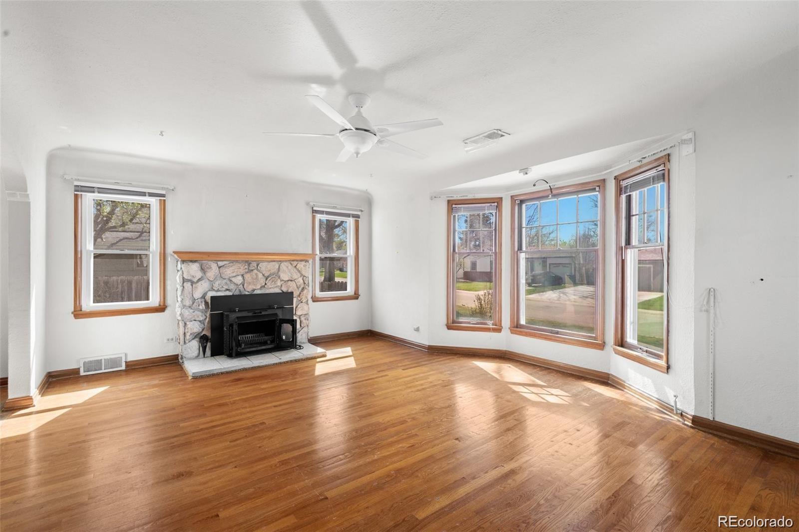 MLS Image #7 for 1309 e amherst avenue,denver, Colorado