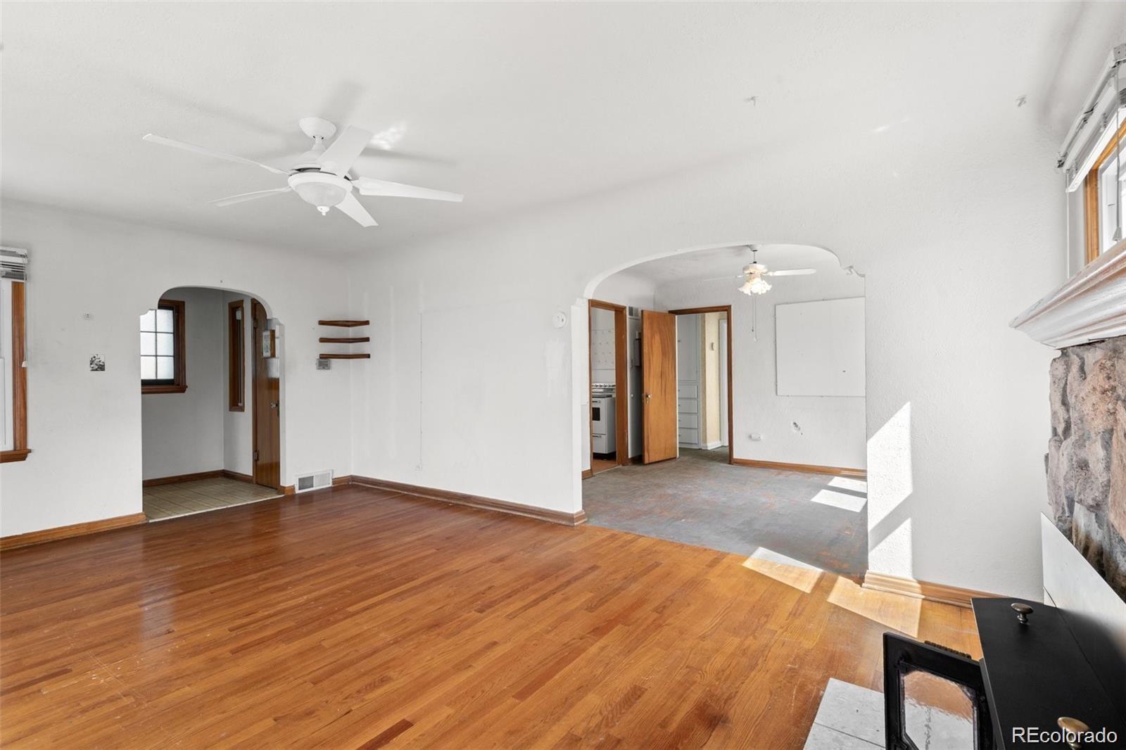 MLS Image #8 for 1309 e amherst avenue,denver, Colorado