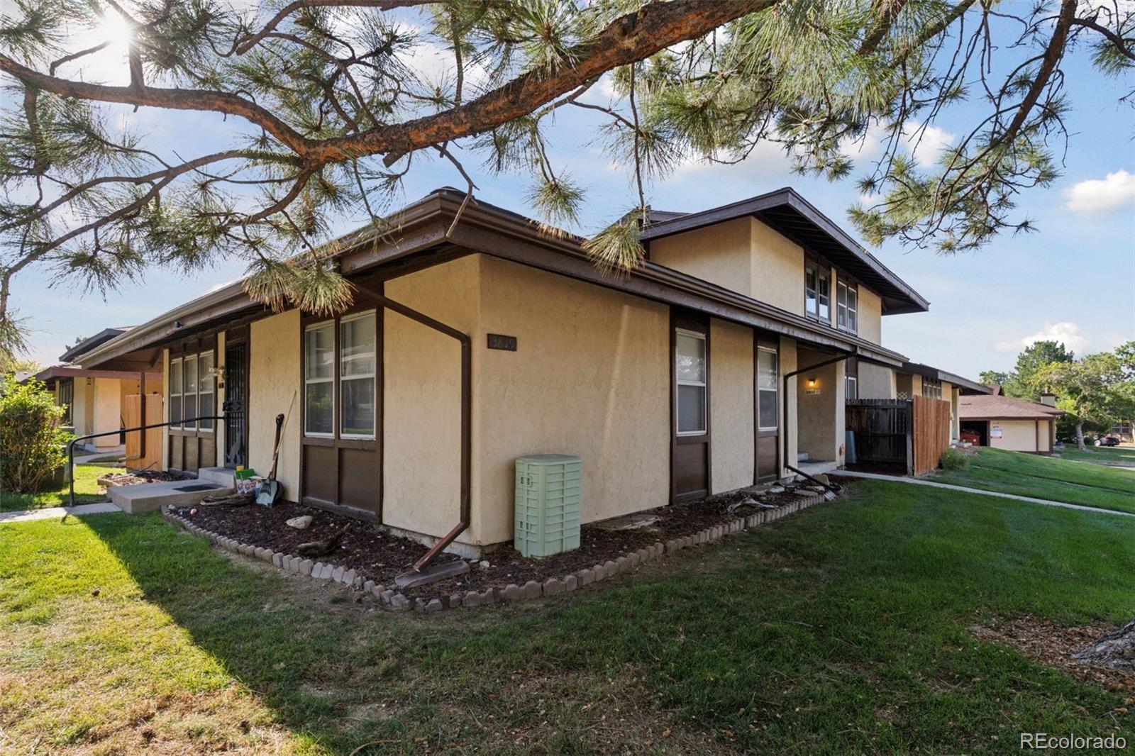 MLS Image #3 for 3817 s fraser street ,aurora, Colorado