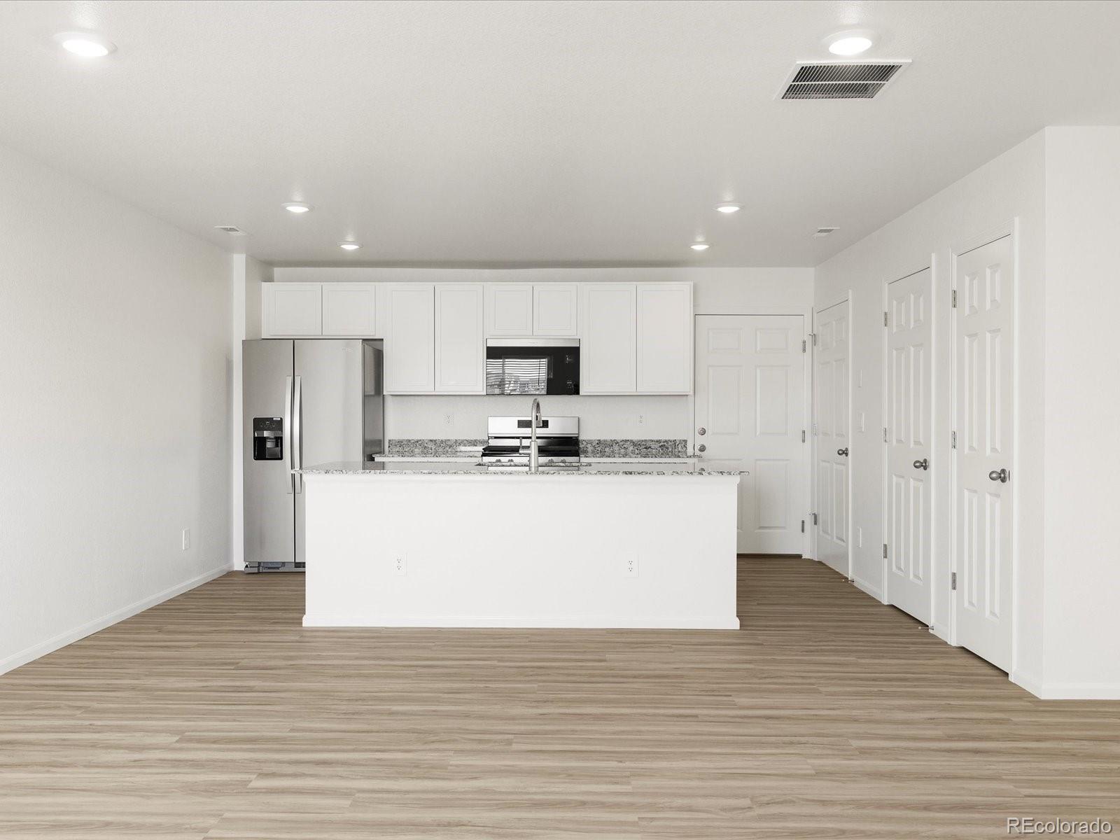 MLS Image #11 for 21077 e 65th avenue,aurora, Colorado