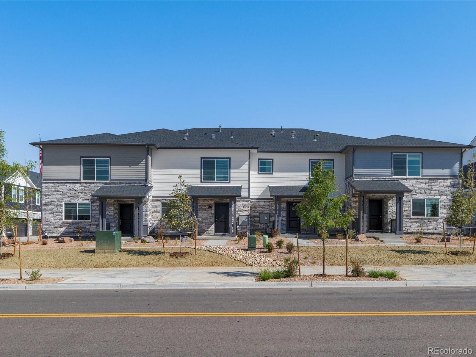 MLS Image #2 for 21077 e 65th avenue,aurora, Colorado
