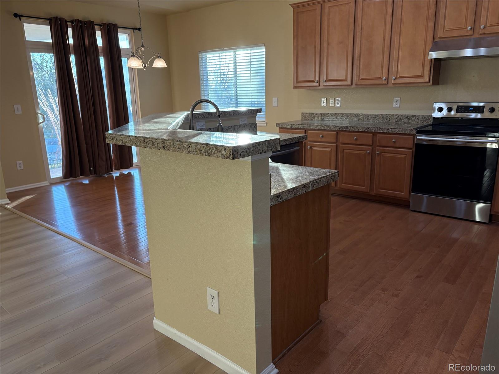 MLS Image #3 for 21010 e eldorado drive,aurora, Colorado