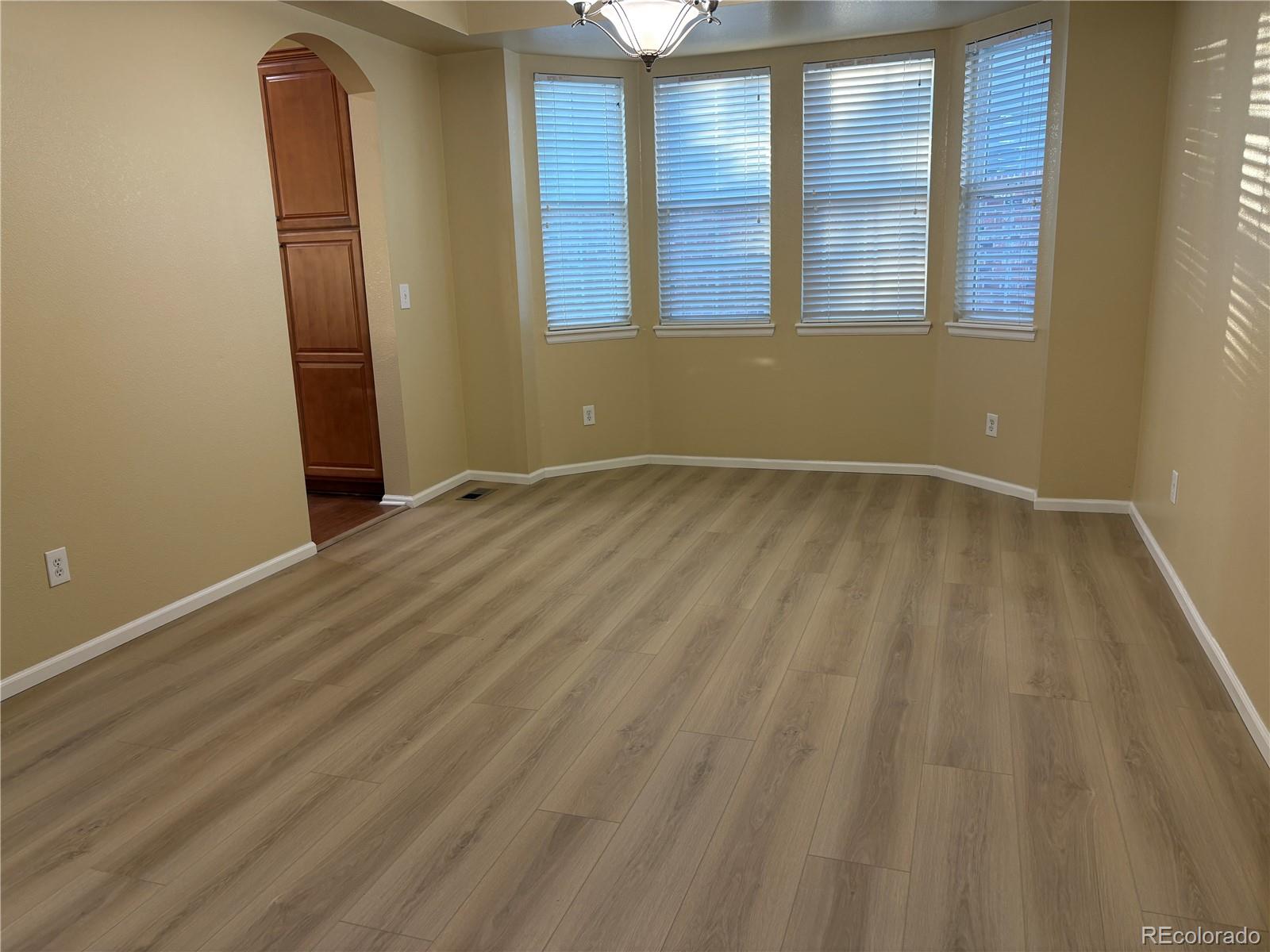 MLS Image #8 for 21010 e eldorado drive,aurora, Colorado