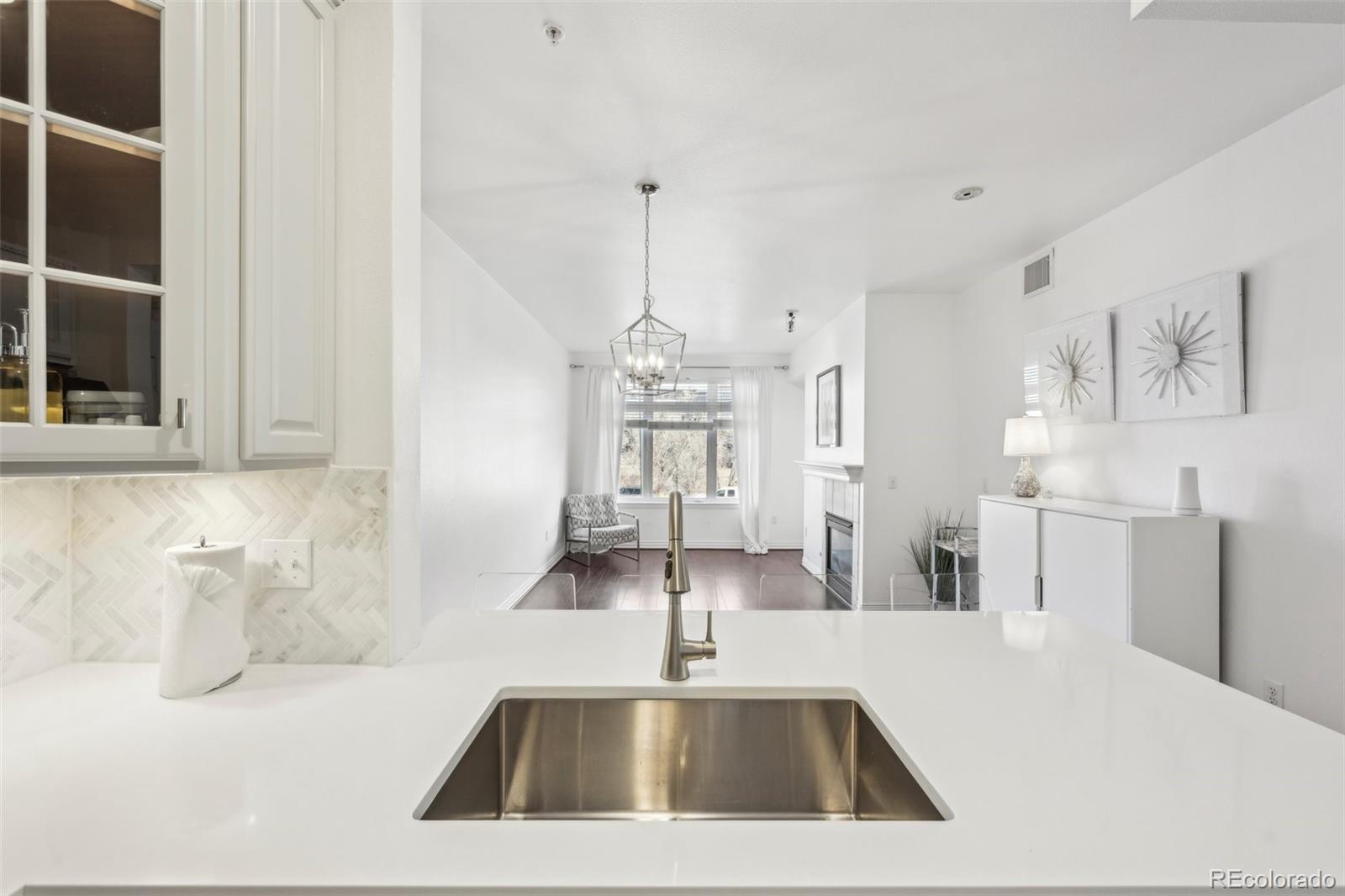MLS Image #33 for 2700 e cherry creek south drive 216,denver, Colorado