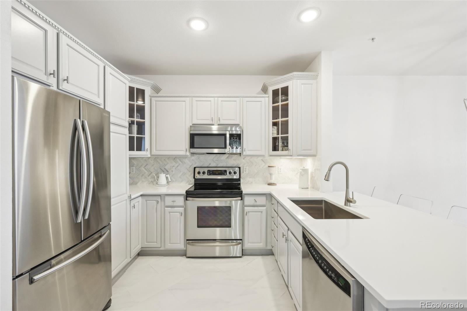 MLS Image #9 for 2700 e cherry creek south drive 216,denver, Colorado
