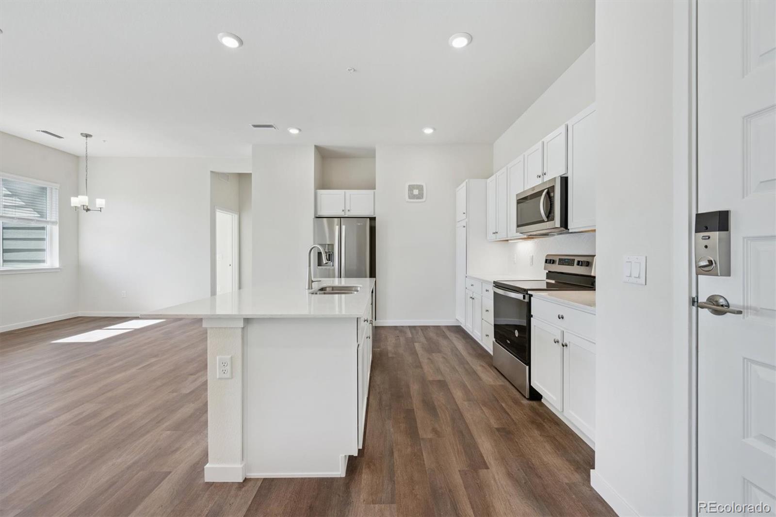 MLS Image #5 for 485  interlocken boulevard 406,broomfield, Colorado