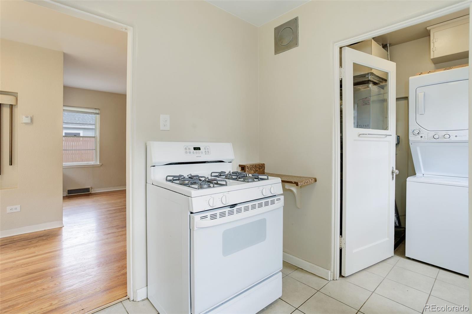 MLS Image #14 for 2630 s marion street,denver, Colorado