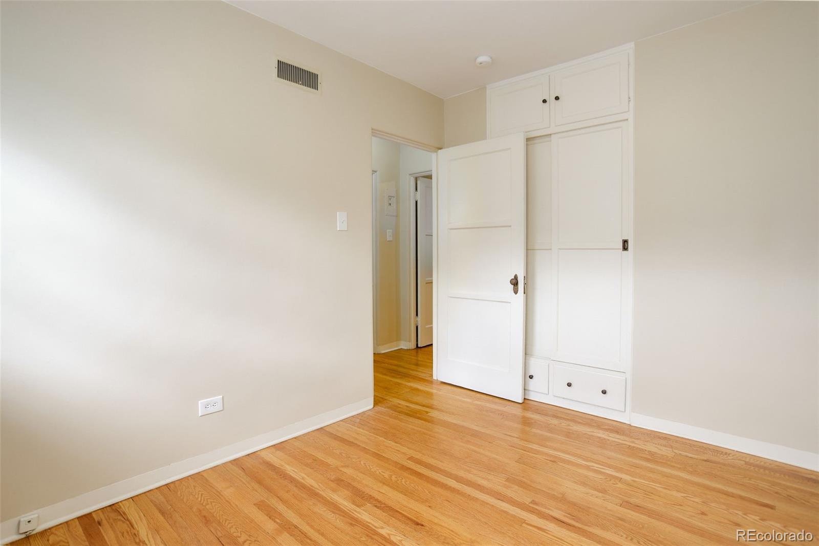 MLS Image #21 for 2630 s marion street,denver, Colorado