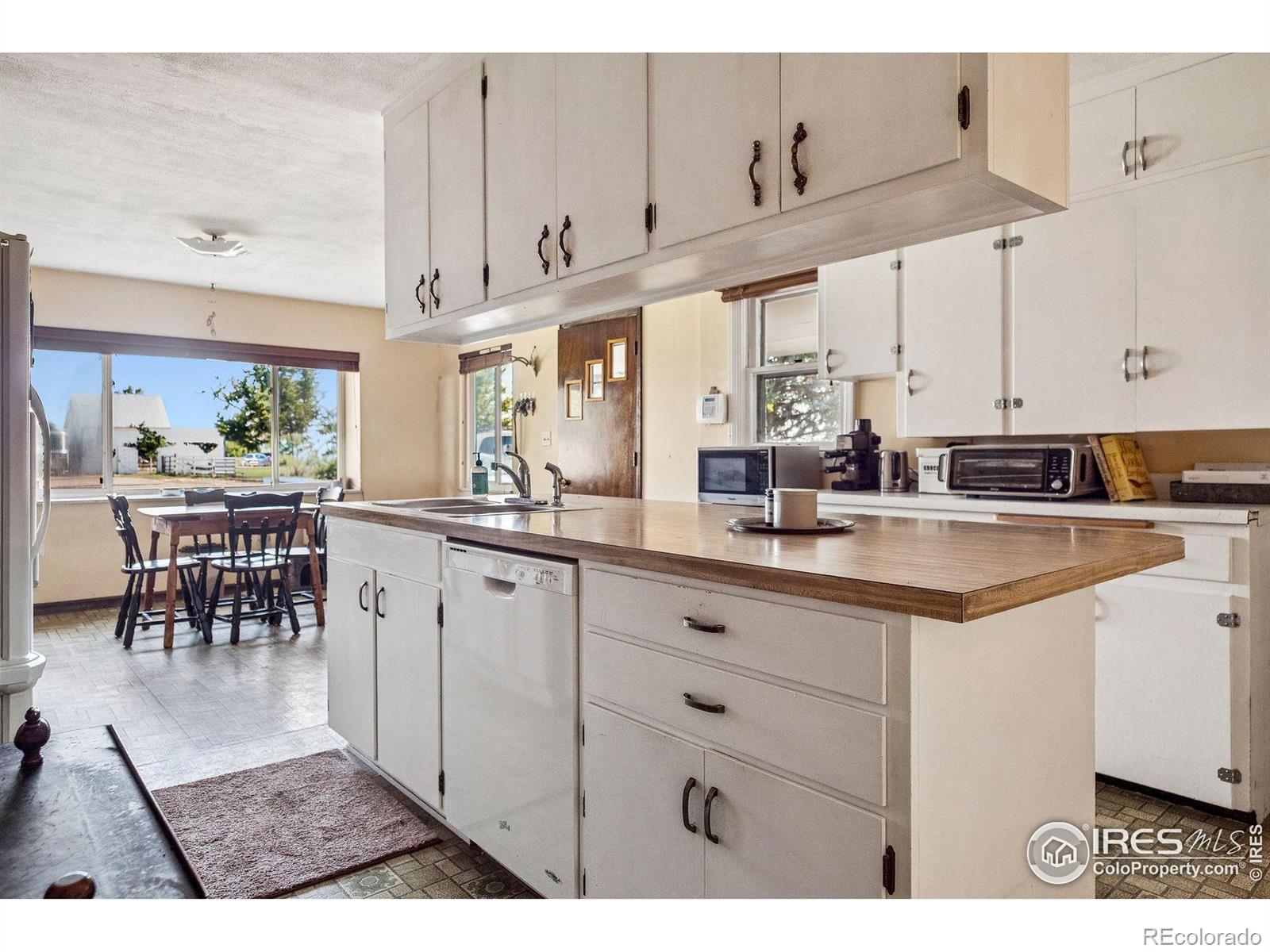 MLS Image #28 for 74 n county road 157 ,strasburg, Colorado