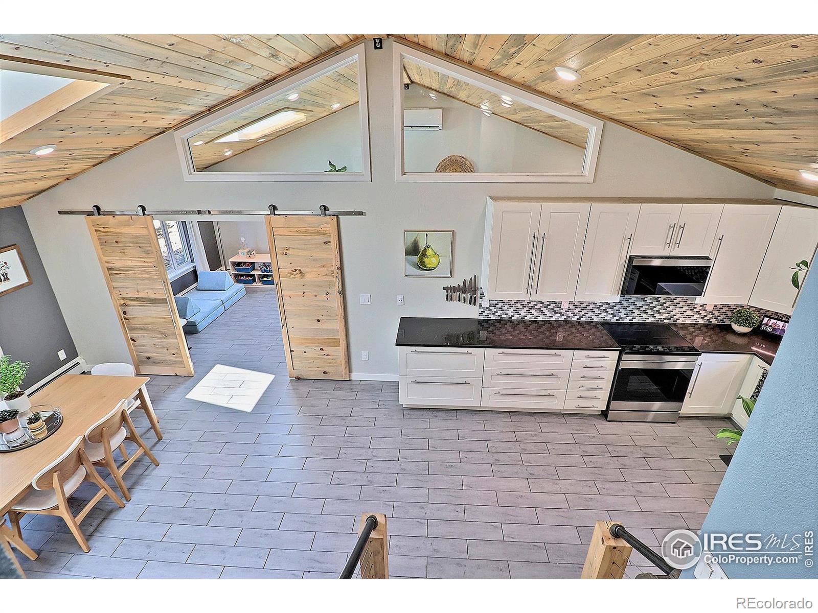 MLS Image #11 for 2413 s lima way,aurora, Colorado