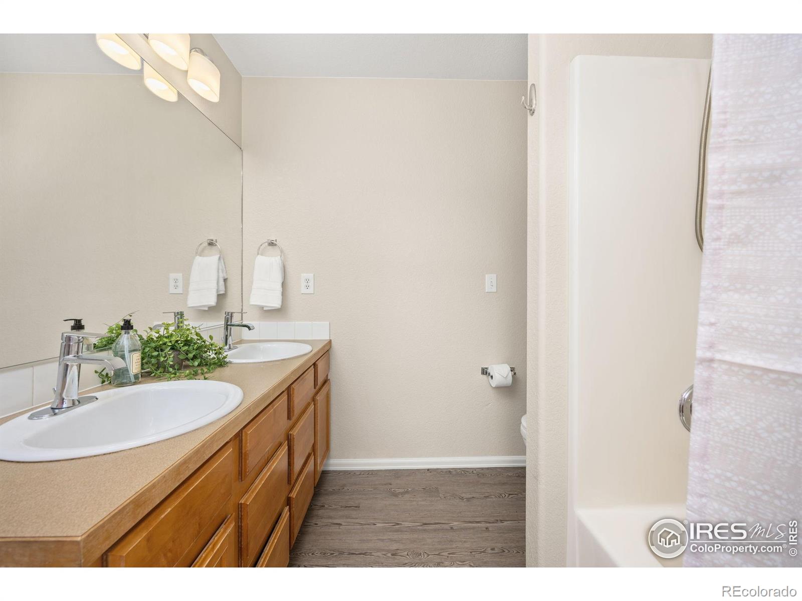 MLS Image #11 for 9817  buffalo street,firestone, Colorado