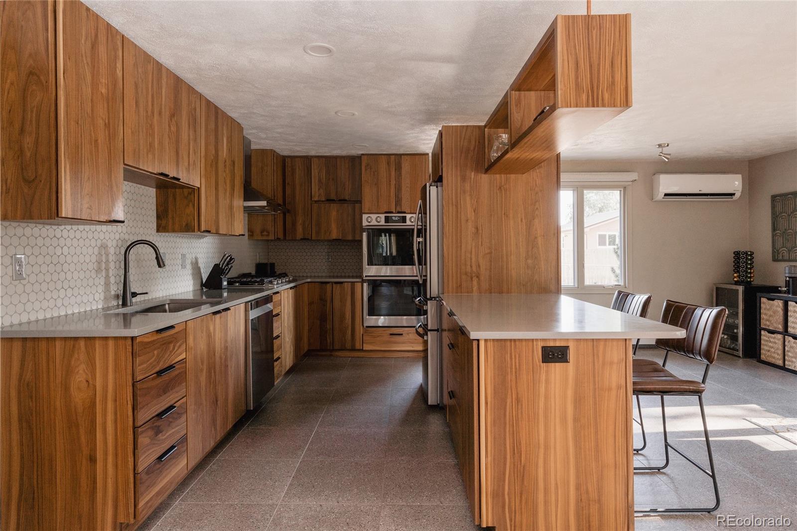 MLS Image #5 for 2120 s taft avenue,loveland, Colorado