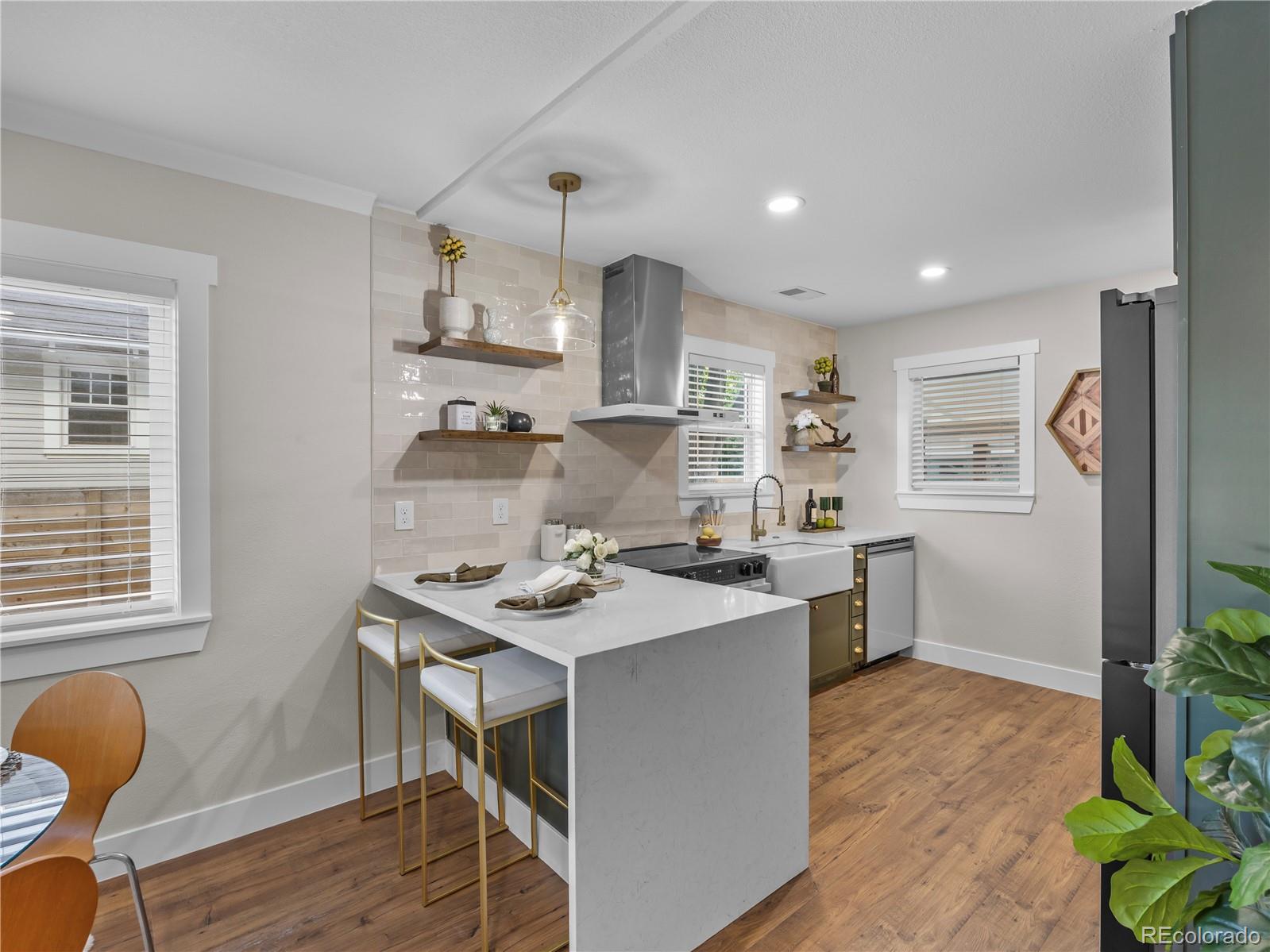 MLS Image #10 for 3837 s acoma street,englewood, Colorado