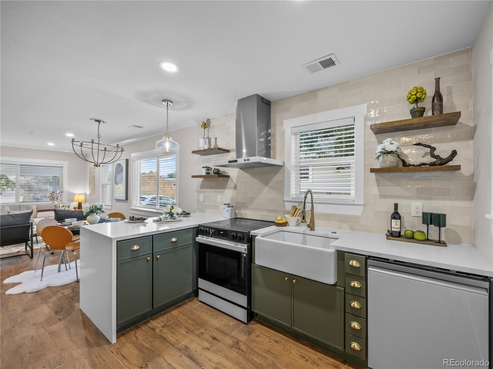 MLS Image #11 for 3837 s acoma street,englewood, Colorado