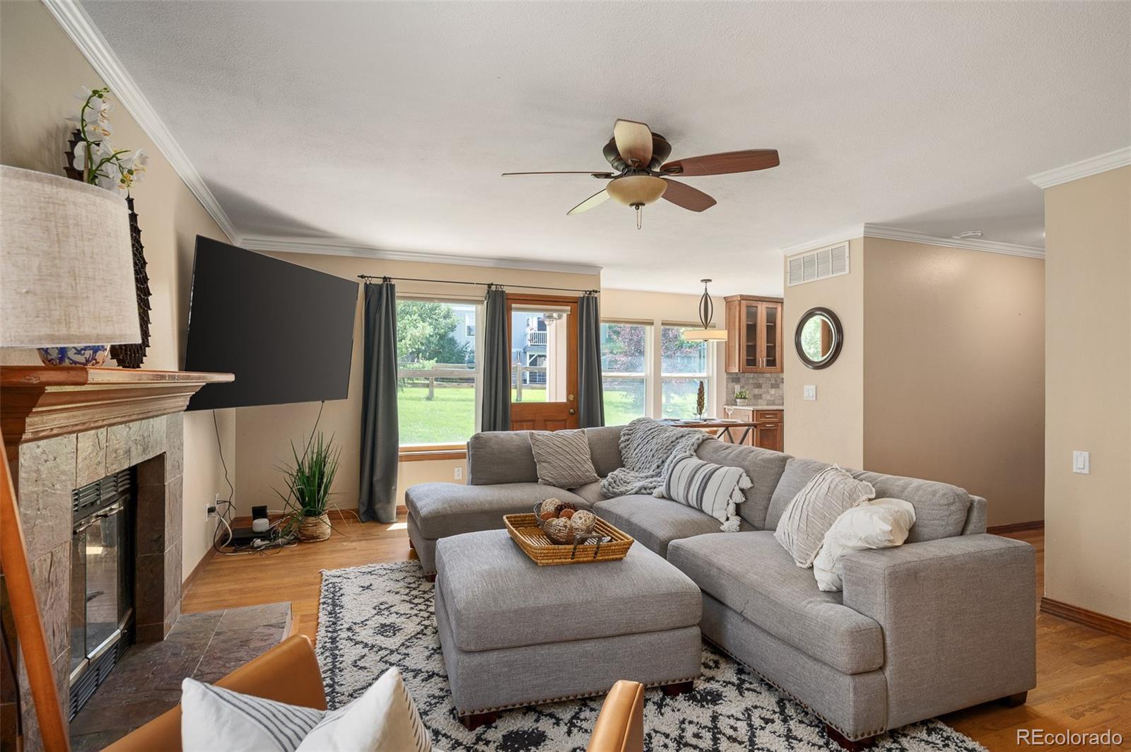 MLS Image #11 for 7412  berkeley court,castle pines, Colorado