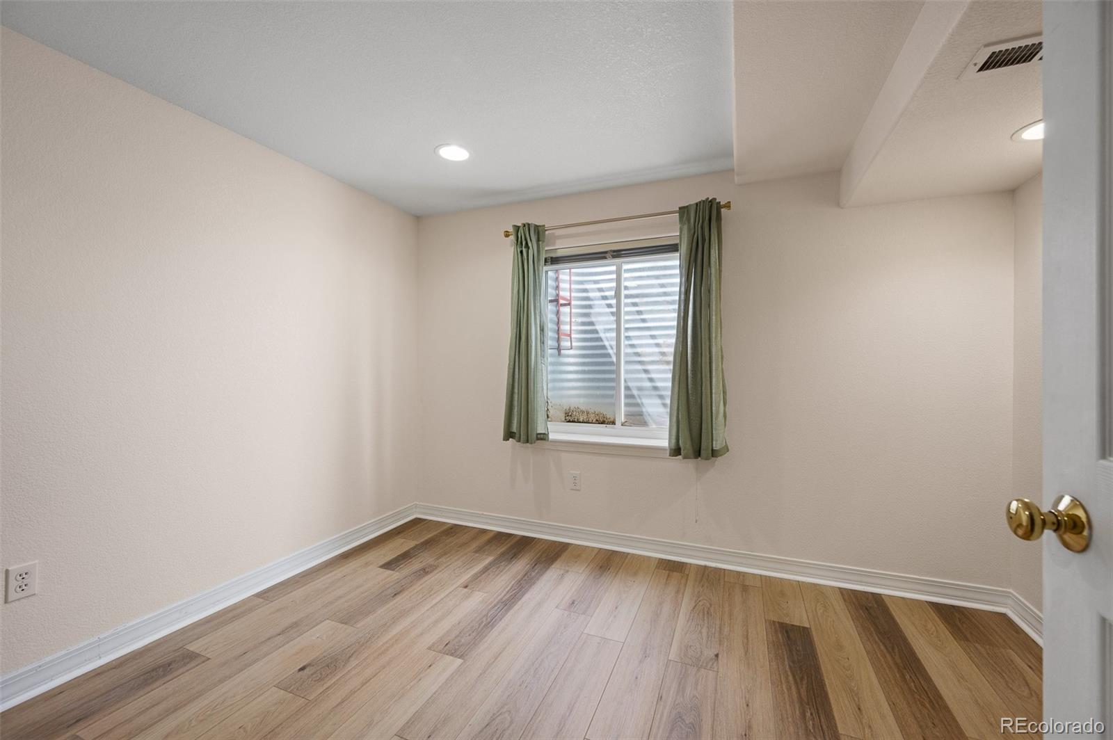 MLS Image #24 for 7412  berkeley court,castle pines, Colorado