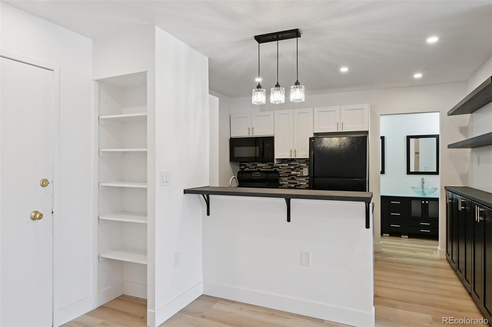 MLS Image #0 for 551 n pearl street 207,denver, Colorado